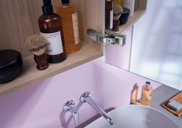 דלתות מראה וזכוכית לארונות אמבטיה | בלורן פרזול