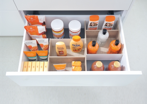 פתרונות סדר ואחסון לארונות אמבטיה | בלורן מוצרי פרזול לאמבטיה פתרונות סדר ואחסון לארונות אמבטיה | בלורן מוצרי פרזול לאמבטיה