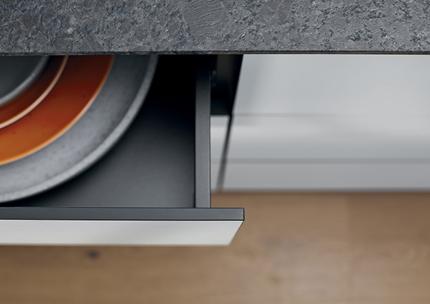 קולקציית חזיתות דקות למטבח | בלורן מוצרי פרזול איכותיים קולקציית חזיתות דקות למטבח | בלורן מוצרי פרזול איכותיים