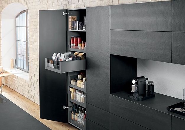 צירים לארונות מזווה - קליפ טופ בלומושן | בלורן מוצרי פרזול איכותיים צירים לארונות מזווה - קליפ טופ בלומושן | בלורן מוצרי פרזול איכותיים