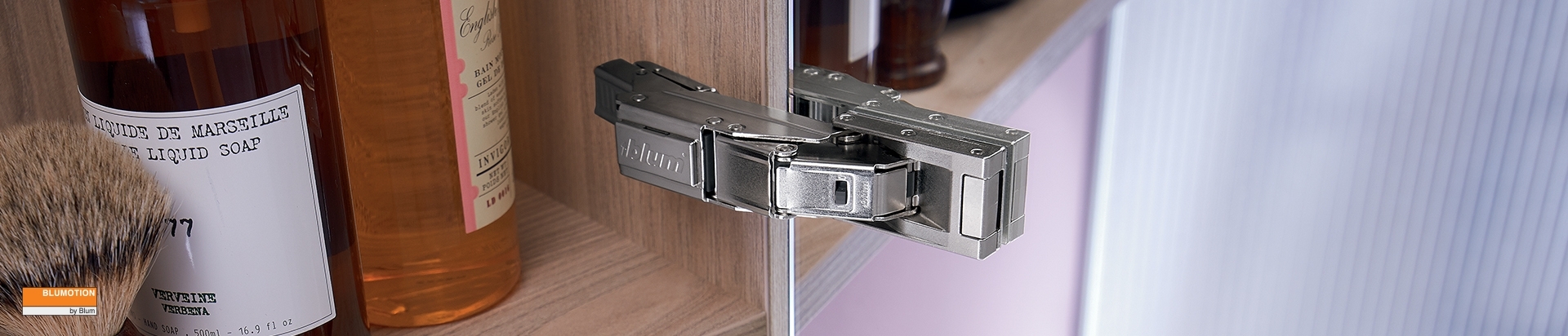 ציר קריסטלו לדלתות מראה / זכוכית | בלורן מוצרי פרזול איכותיים ציר קריסטלו לדלתות מראה / זכוכית | בלורן מוצרי פרזול איכותיים