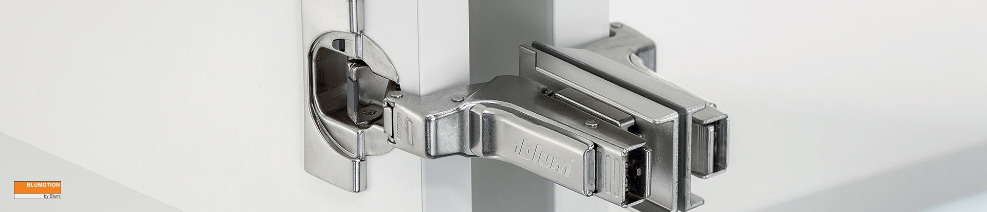 ציר קריסטלו לדלתות מראה / זכוכית | בלורן מוצרי פרזול איכותיים ציר קריסטלו לדלתות מראה / זכוכית | בלורן מוצרי פרזול איכותיים