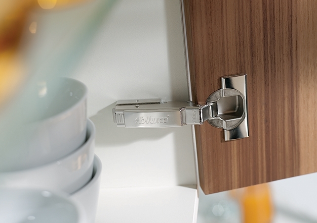 צירים לארון סטנדרטי/זוויתי - קליפ טופ בלומושן | בלורן מוצרי פרזול איכותיים צירים לארון סטנדרטי/זוויתי - קליפ טופ בלומושן | בלורן מוצרי פרזול איכותיים