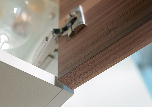 צירים לארון סטנדרטי/זוויתי - קליפ טופ בלומושן | בלורן מוצרי פרזול איכותיים צירים לארון סטנדרטי/זוויתי - קליפ טופ בלומושן | בלורן מוצרי פרזול איכותיים