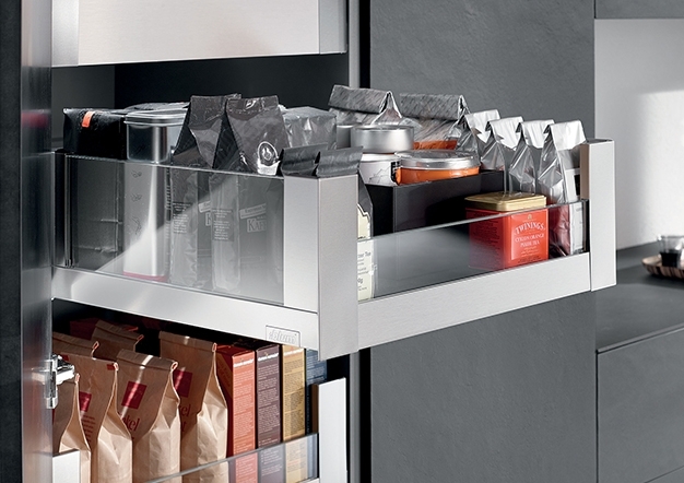 מגירות לגראבוקס (LEGRABOX) למטבח מבית Blum | בלורן מוצרי פרזול איכותיים למטבח מגירות לגראבוקס (LEGRABOX) למטבח מבית Blum | בלורן מוצרי פרזול איכותיים למטבח