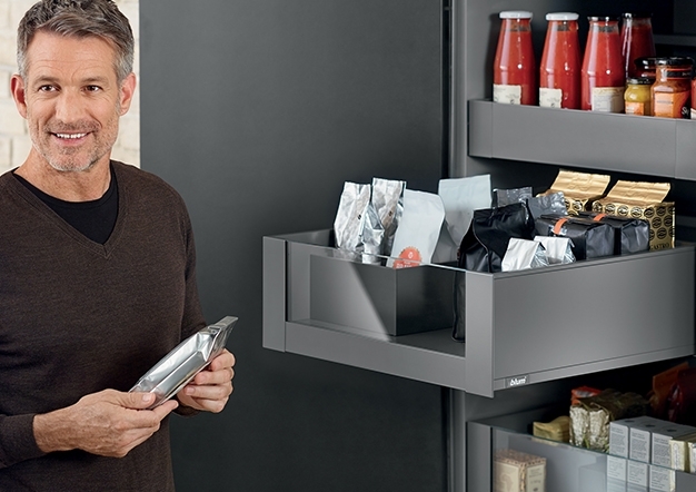 מגירות לגראבוקס (LEGRABOX) למטבח מבית Blum | בלורן מוצרי פרזול איכותיים למטבח מגירות לגראבוקס (LEGRABOX) למטבח מבית Blum | בלורן מוצרי פרזול איכותיים למטבח