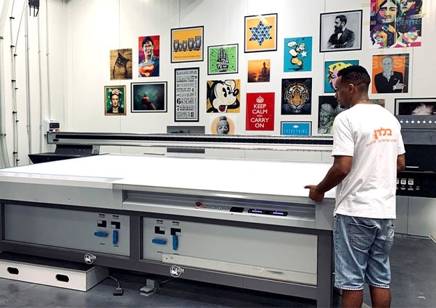 חיפוי קירות ומתקנים למשרד הביתי | בלורן מוצרי פרזול איכותיים חיפוי קירות ומתקנים למשרד הביתי | בלורן מוצרי פרזול איכותיים