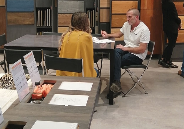 חיפוי קירות ומתקנים למשרד הביתי | בלורן מוצרי פרזול איכותיים חיפוי קירות ומתקנים למשרד הביתי | בלורן מוצרי פרזול איכותיים