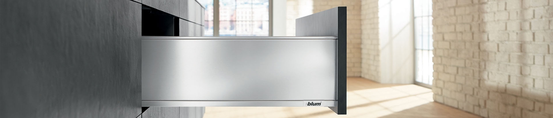 מגירות BLUM למשרד הביתי | בלורן מוצרי פרזול איכותיים מגירות BLUM למשרד הביתי | בלורן מוצרי פרזול איכותיים