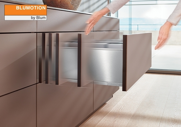 מגירות BLUM למשרד הביתי | בלורן מוצרי פרזול איכותיים מגירות BLUM למשרד הביתי | בלורן מוצרי פרזול איכותיים