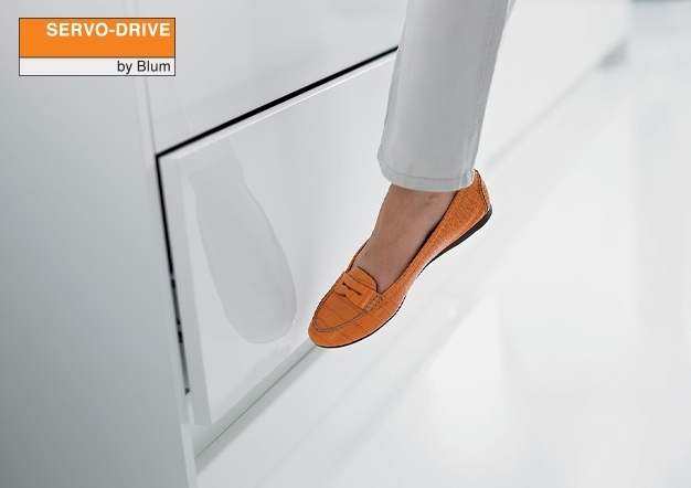 מגירות BLUM למשרד הביתי | בלורן מוצרי פרזול איכותיים מגירות BLUM למשרד הביתי | בלורן מוצרי פרזול איכותיים