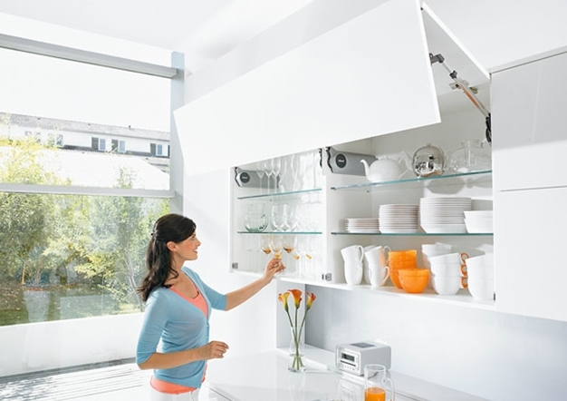 סרוו-דרייב: פתיחה חשמלית לקלפות | בלורן מוצרי פרזול איכותיים סרוו-דרייב: פתיחה חשמלית לקלפות | בלורן מוצרי פרזול איכותיים