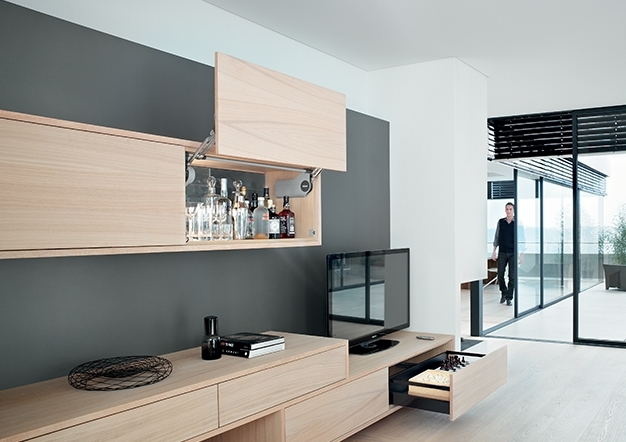 סרוו-דרייב: פתיחה חשמלית לקלפות | בלורן מוצרי פרזול איכותיים סרוו-דרייב: פתיחה חשמלית לקלפות | בלורן מוצרי פרזול איכותיים