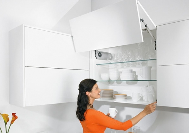 סרוו-דרייב: פתיחה חשמלית לקלפות | בלורן מוצרי פרזול איכותיים סרוו-דרייב: פתיחה חשמלית לקלפות | בלורן מוצרי פרזול איכותיים