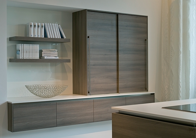 מסילות הזזה לארונות עליונים | בלורן מוצרי פרזול למטבח מסילות הזזה לארונות עליונים | בלורן מוצרי פרזול למטבח