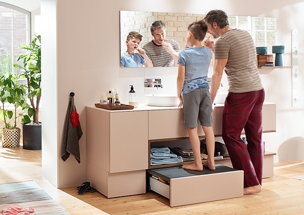 מגירת מדרגה ספייס סטפ (SPACE STEP) למטבח | בלורן יבוא ושיווק פרזול מגירת מדרגה ספייס סטפ (SPACE STEP) למטבח | בלורן יבוא ושיווק פרזול