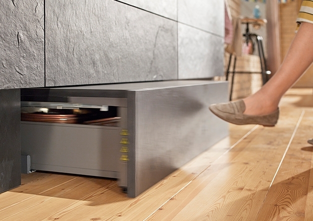 מגירת מדרגה ספייס סטפ (SPACE STEP) למטבח | בלורן יבוא ושיווק פרזול מגירת מדרגה ספייס סטפ (SPACE STEP) למטבח | בלורן יבוא ושיווק פרזול