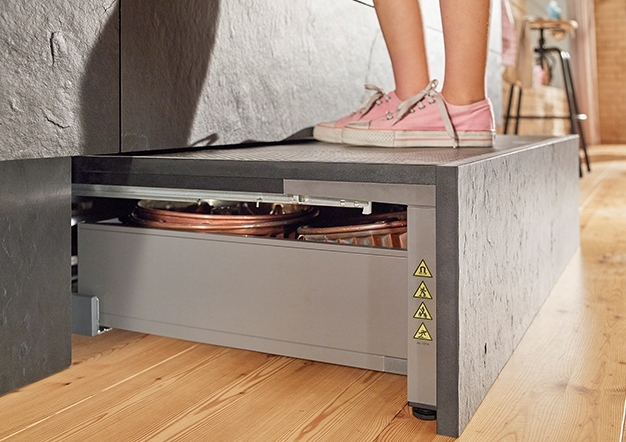 מגירת מדרגה ספייס סטפ (SPACE STEP) למטבח | בלורן יבוא ושיווק פרזול מגירת מדרגה ספייס סטפ (SPACE STEP) למטבח | בלורן יבוא ושיווק פרזול