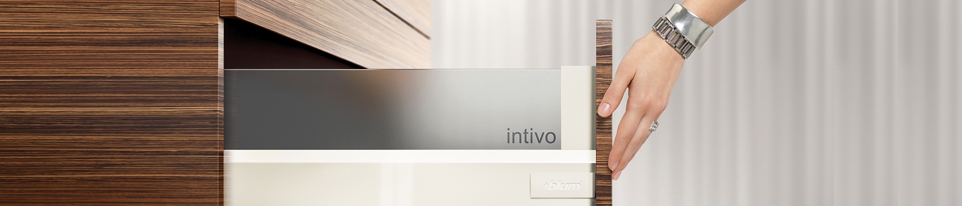 מגירות אינטיבו T למטבח | בלורן מוצרי פרזול איכותיים למטבח