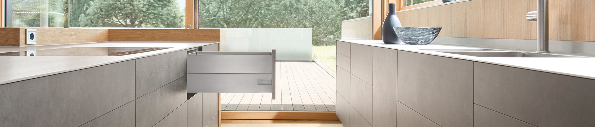 מגירות אינטיבו T למטבח | בלורן מוצרי פרזול איכותיים למטבח