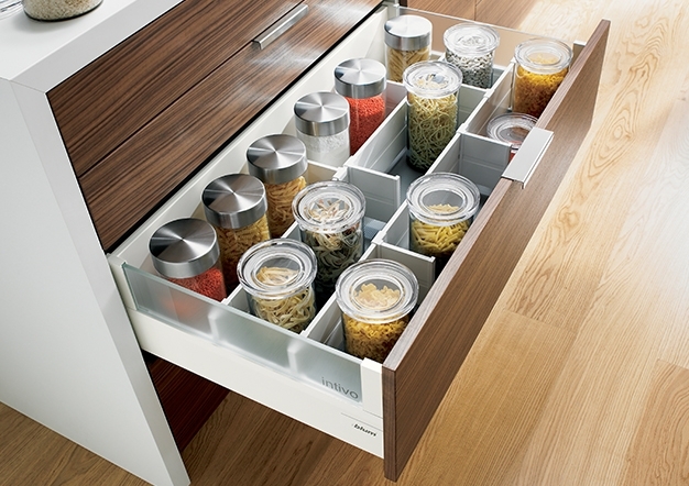 מגירות אינטיבו T למטבח | בלורן מוצרי פרזול איכותיים למטבח