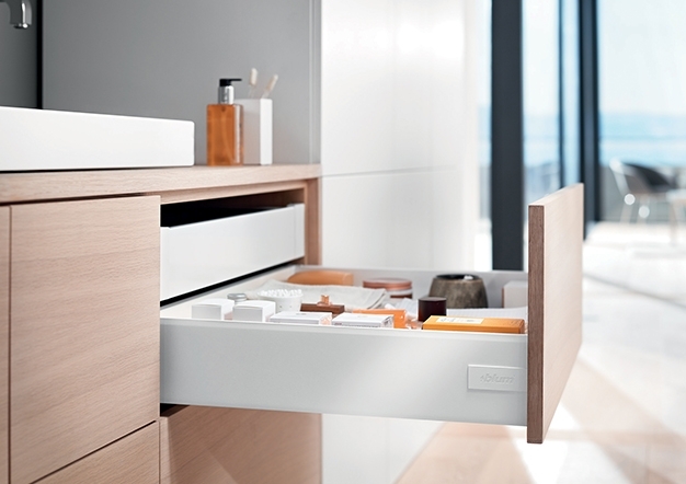 מגירות אינטיבו T למטבח | בלורן מוצרי פרזול איכותיים למטבח