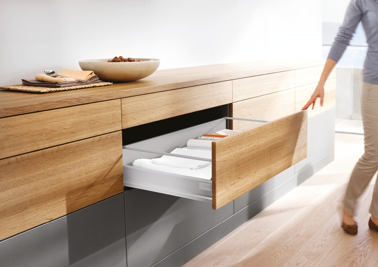 מגירות טנדם בוקס למטבח מבית Blum | בלורן מוצרי פרזול איכותיים למטבח מגירות טנדם בוקס למטבח מבית Blum | בלורן מוצרי פרזול איכותיים למטבח