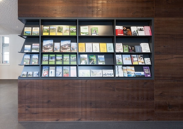 חיפוי קירות ומתקנים למשרד הביתי | בלורן מוצרי פרזול איכותיים חיפוי קירות ומתקנים למשרד הביתי | בלורן מוצרי פרזול איכותיים