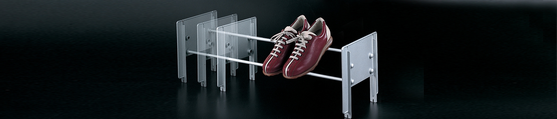 פתרונות פרזול ועיצוב לארונות וחדרי ארונות פתרונות פרזול ועיצוב לארונות וחדרי ארונות