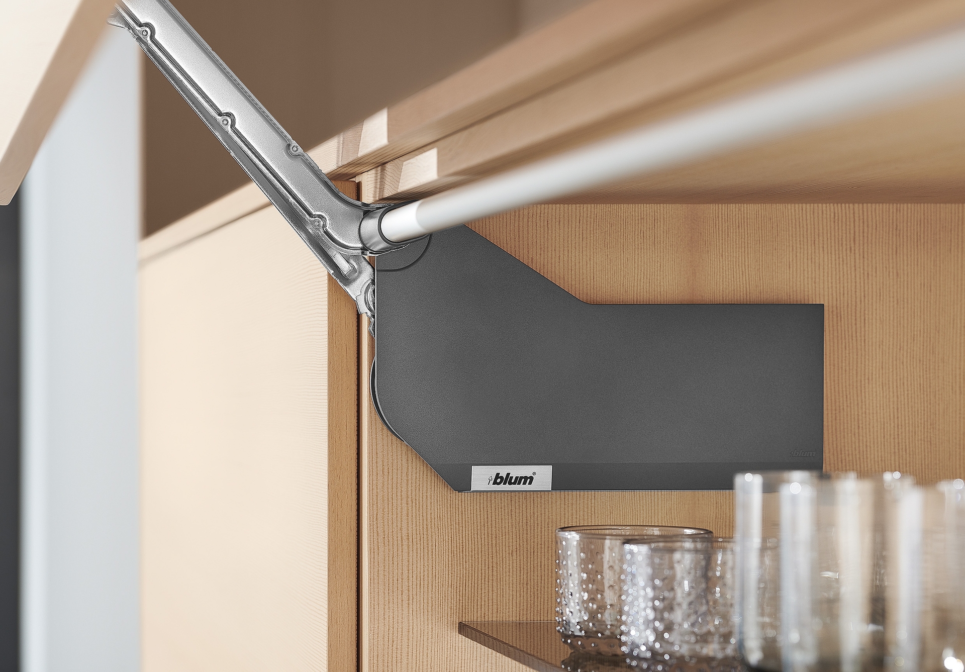 קלפה אוונטוס HL | בלורן מוצרי פרזול איכותיים קלפה אוונטוס HL | בלורן מוצרי פרזול איכותיים