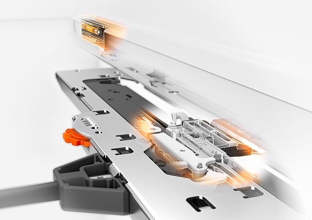 טיפ-און בלומושן: פתיחה מכאנית למגירות | בלורן פרזול טיפ-און בלומושן: פתיחה מכאנית למגירות | בלורן פרזול