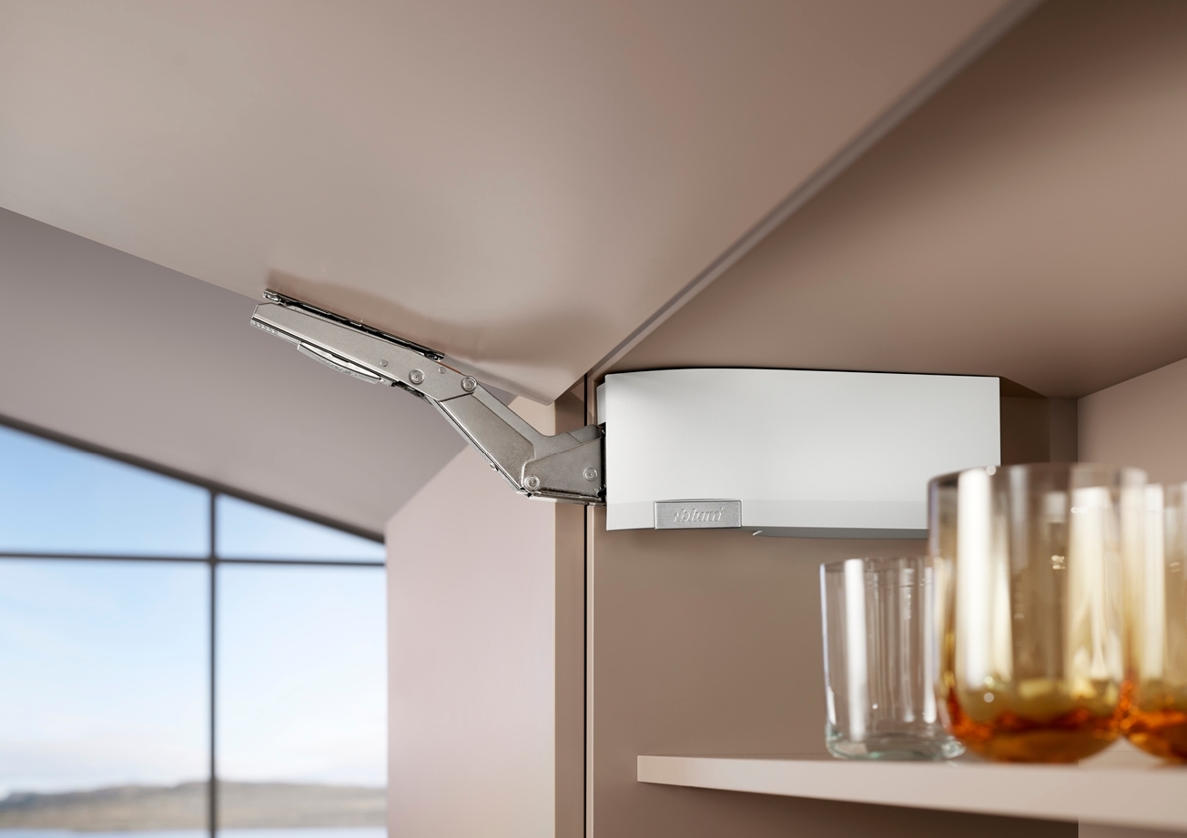 קלפה אוונטוס HK top | בלורן מוצרי פרזול איכותיים