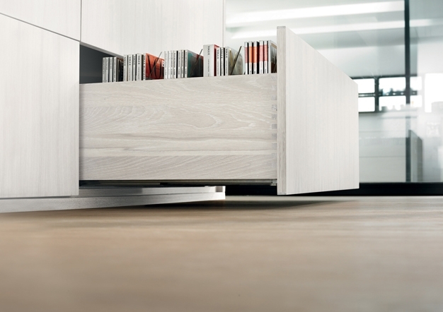 מגירות BLUM למשרד הביתי | בלורן מוצרי פרזול איכותיים מגירות BLUM למשרד הביתי | בלורן מוצרי פרזול איכותיים