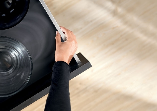 מגירות BLUM למשרד הביתי | בלורן מוצרי פרזול איכותיים מגירות BLUM למשרד הביתי | בלורן מוצרי פרזול איכותיים