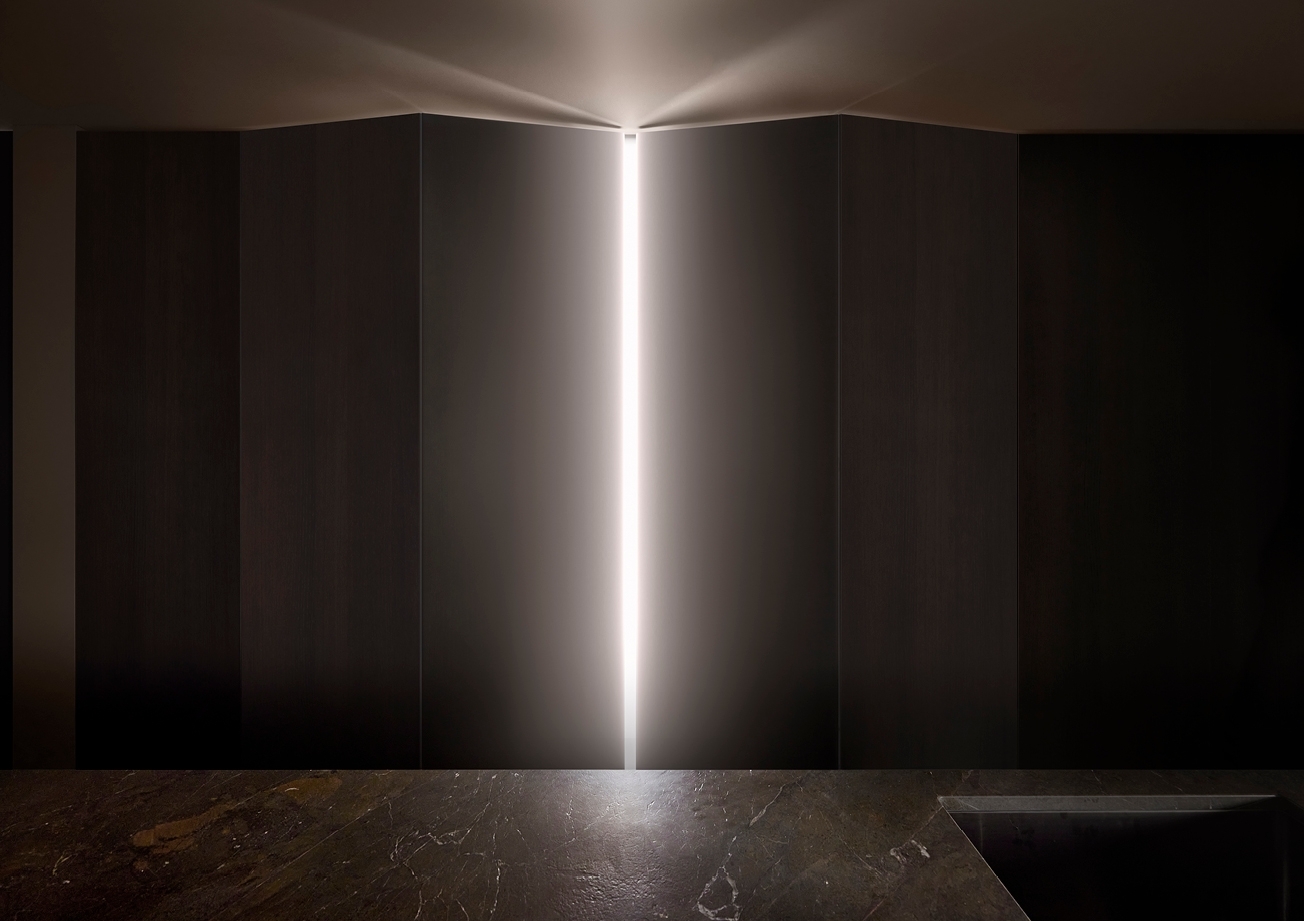 רווגו REVEGO UNO - מערכת כיס מתקדמת עם דלת אחת לעיצוב המרחב | בלורן פרזול רווגו REVEGO UNO - מערכת כיס מתקדמת עם דלת אחת לעיצוב המרחב | בלורן פרזול