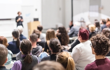 סדנת כשעיצוב פוגש חומר | בלורן פרזול סדנת כשעיצוב פוגש חומר | בלורן פרזול