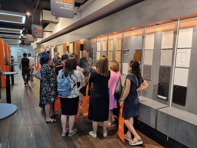 סדנת כשעיצוב פוגש חומר | בלורן פרזול סדנת כשעיצוב פוגש חומר | בלורן פרזול