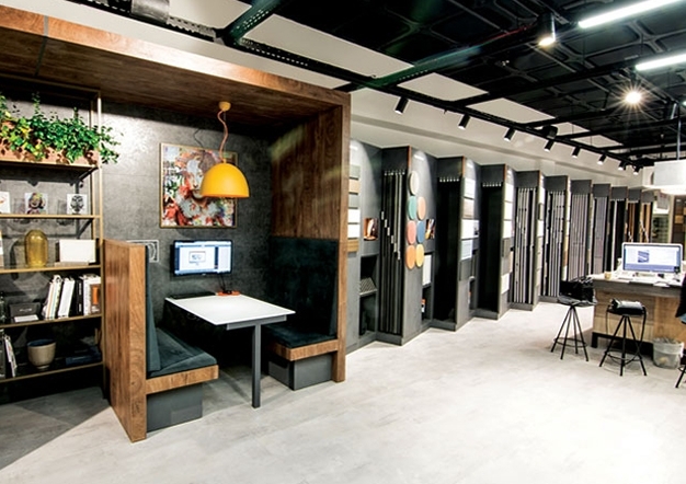 About Bluran | בלורן פרזול About Bluran | בלורן פרזול