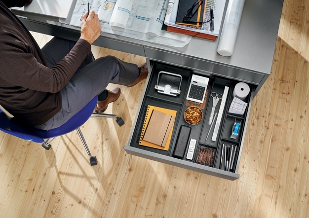 פתרונות פרזול ועיצוב למשרד הביתי - בלורן מוצרי פרזול איכותיים פתרונות פרזול ועיצוב למשרד הביתי - בלורן מוצרי פרזול איכותיים