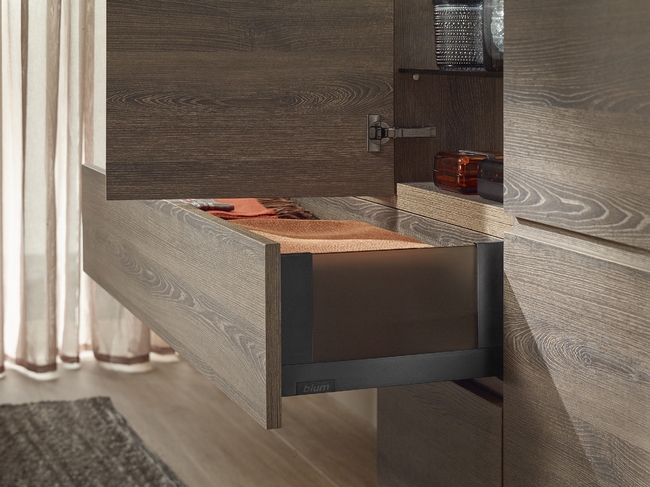 onyx black blum onyx black blum