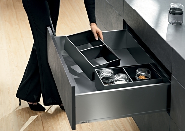 מגירת לגראבוקס למטבח מגירת לגראבוקס למטבח