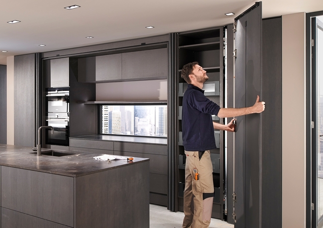 REVEGO - מערכת כיס מתקדמת לעיצוב המרחב | בלורן ייבוא ושיווק פרזול REVEGO - מערכת כיס מתקדמת לעיצוב המרחב | בלורן ייבוא ושיווק פרזול