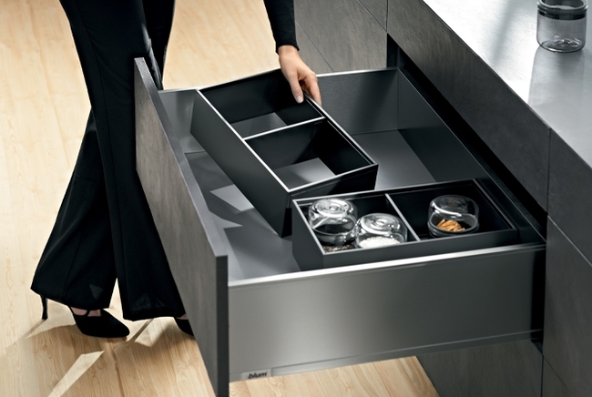 סידור עד הבית - ייעוץ חינם בנושא אבזור וארגון פנים המגירה | בלורן פרזול סידור עד הבית - ייעוץ חינם בנושא אבזור וארגון פנים המגירה | בלורן פרזול