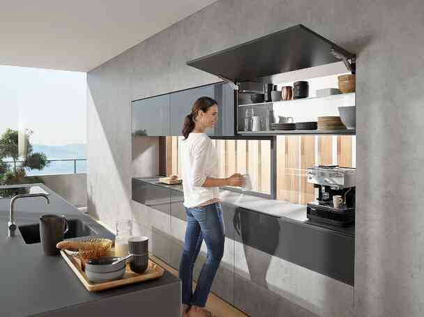 Blum AVENTOS HK top קלפה אוונטוס 